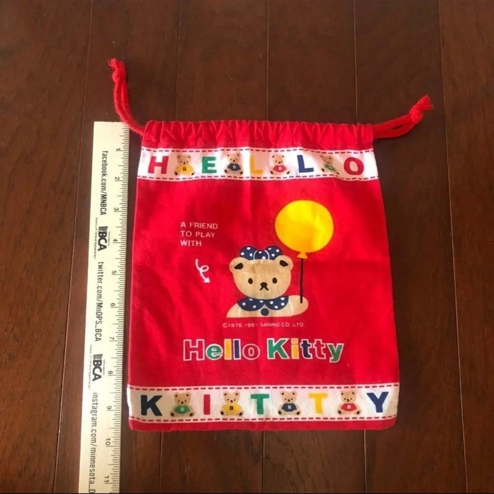 Hello kitty Drawstring Bag - Picture 4 of 4